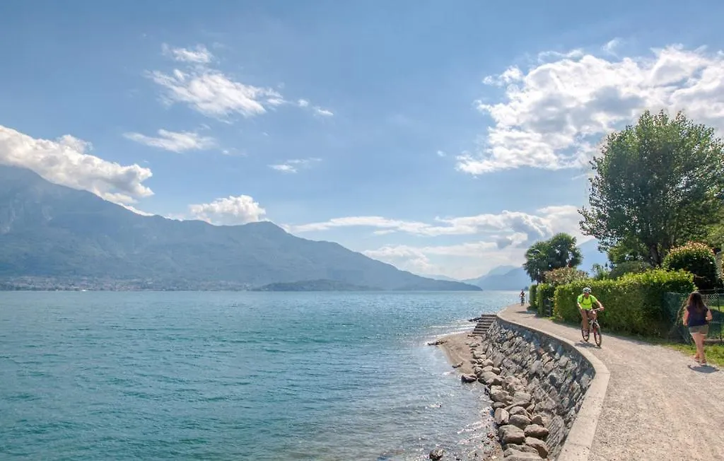 My Holiday- Lake House La Gemma Gera Lario Apartment